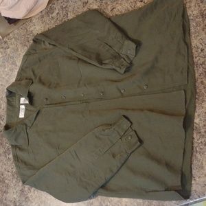 Villager Sport woman green button down size 1 (plus)
